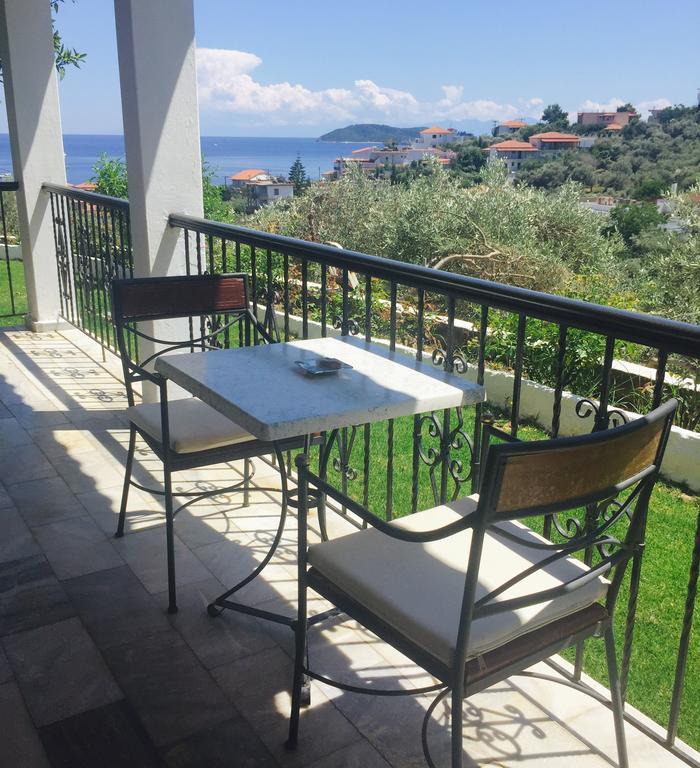 Villa Meroulas Megali Ammos  Luaran gambar