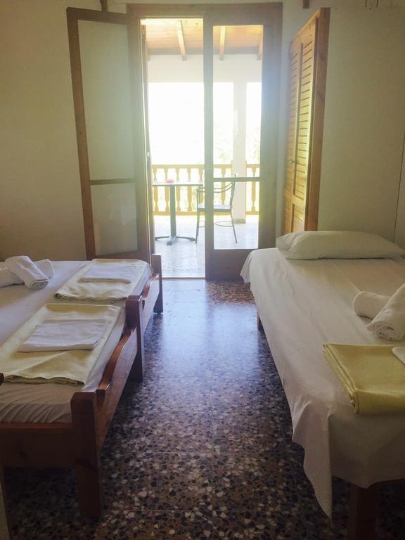 Villa Meroulas Megali Ammos  Luaran gambar